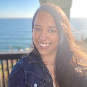 Meet your Posher, Virginia